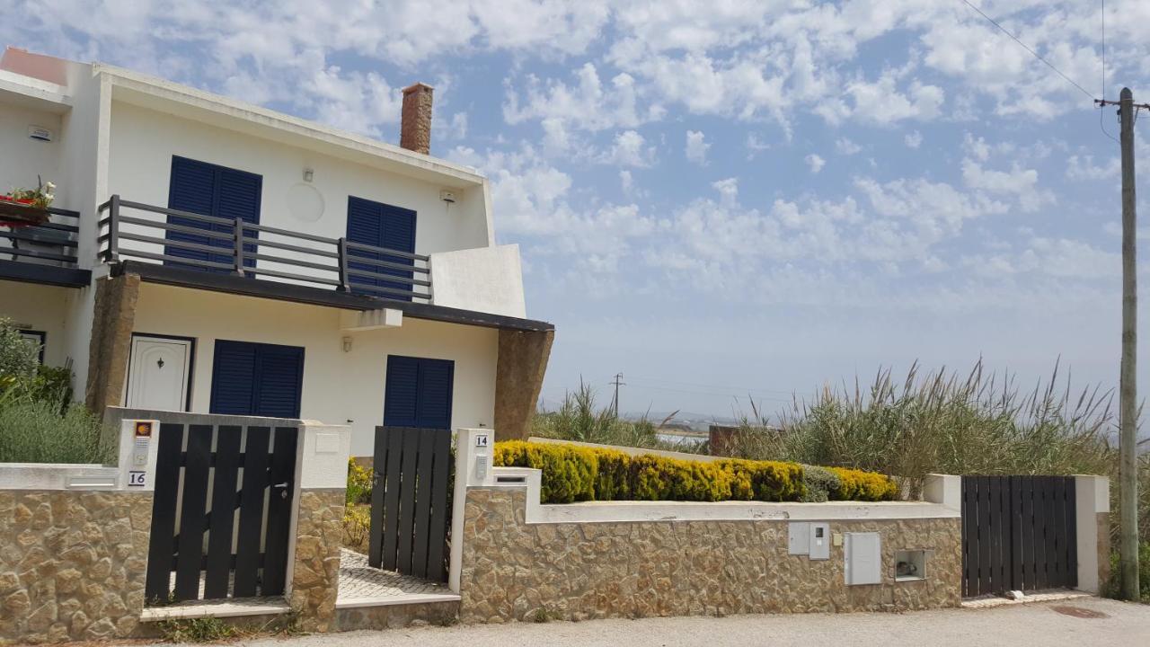 Villa Da Praia Azul Silveira  Exterior photo